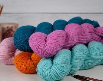 spud and chloe yarn